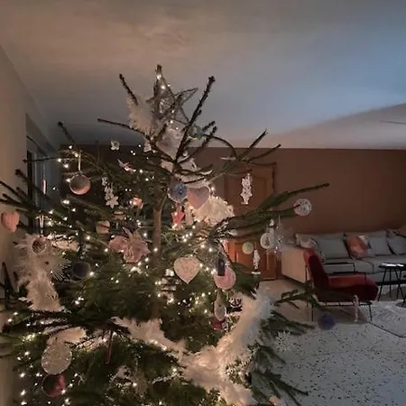 Дом отдыха Familial Le Sauvage A 10 Minutes Pairi Daiza Piscine Et Chiens Ok *