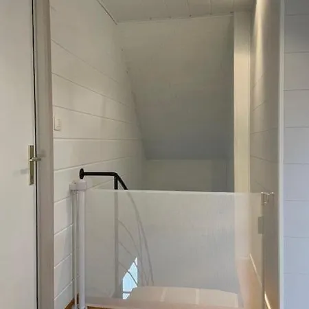 Familial Le Sauvage A 10 Minutes Pairi Daiza Piscine Et Chiens Ok Дом отдыха *