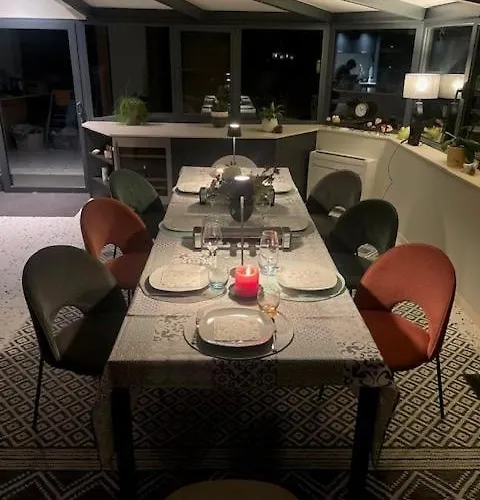 Casa vacanze Familial Le Sauvage A 10 Minutes Pairi Daiza Piscine Et Chiens Ok *